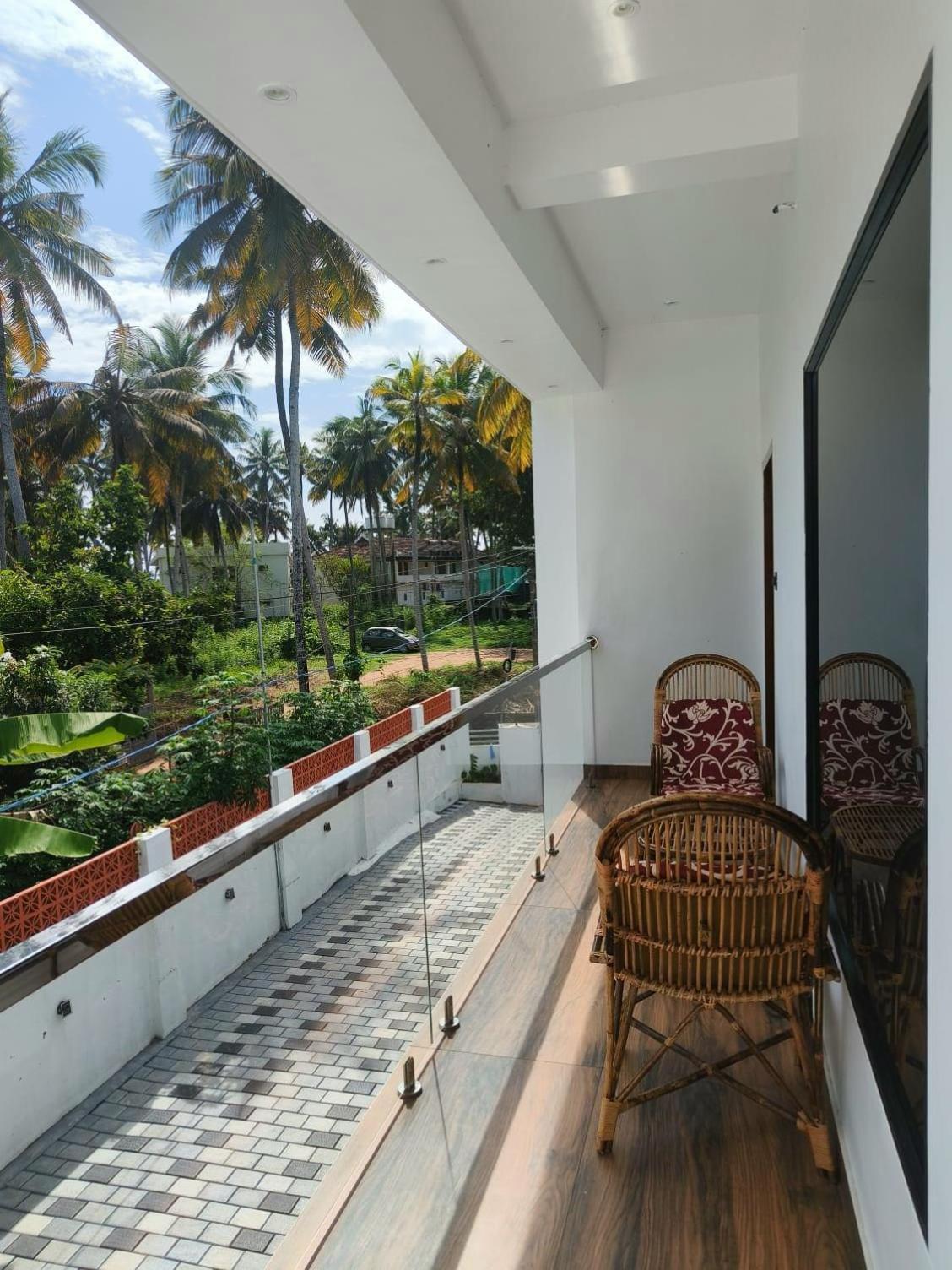 Wavealokam Beach Retreat Варкала Екстер'єр фото